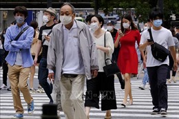 Tokyo cảnh báo cao nhất về nguy cơ lây lan dịch COVID-19