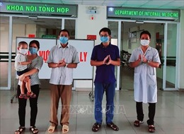  Thêm 6 bệnh nhân tại Bệnh viện Bệnh Nhiệt đới Trung ương được công bố khỏi bệnh