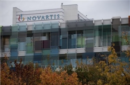 Ba hãng dược phẩm Novartis, Roche và Genentech thao túng thị trường
