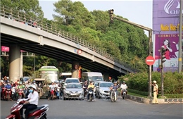 Cải thiện giao thông TP Hồ Chí Minh - Bài 2: Xóa dần &#39;điểm đen&#39; giao thông