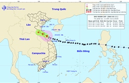 Từ trưa 15/11, phía Nam Nghệ An đến Thừa Thiên - Huế có nơi gió giật cấp 11