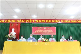 Ứng cử viên đại biểu Quốc hội tiếp xúc cử tri tại Bến Tre, Trà Vinh