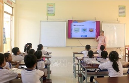 Nâng cao chất lượng nhân lực vùng đồng bào Khmer - Bài 2: Chắp cánh ước mơ cho học sinh vùng khó