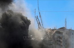 Hãng tin AP kêu gọi điều tra vụ Israel không kích đánh sập tòa tháp Jala