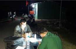 Tây Ninh bắt hai đối tượng buôn lậu, bất chấp lệnh giãn cách xã hội theo Chỉ thị 16