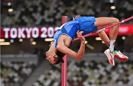 Italy bất ngờ giành hai HCV nhảy cao và chạy 100 mét của nam