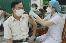 Ninh Bình, Tiền Giang đẩy nhanh tiến độ tiêm vaccine phòng COVID-19