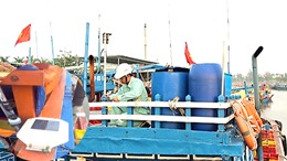 Trà Vinh: Hơn 210 tàu cá được lắp đặt thiết bị giám sát hành trình