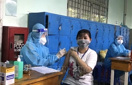 Vĩnh Long nỗ lực hoàn thành tiêm vaccine phòng COVID-19 mũi 2 