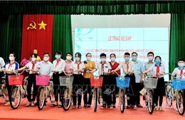Sóc Trăng: Trao 800 xe đạp cho học sinh nghèo vượt khó hiếu học
