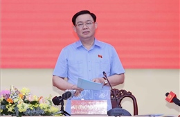 Chủ tịch Quốc hội làm việc với Ban Thường vụ Tỉnh ủy Bến Tre