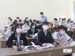 Ninh Thuận: Học sinh lớp 7-12 đã tiêm hai mũi vaccine trở lại trường học 