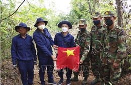 Long An: Đội K73 nỗ lực tìm kiếm đồng đội hy sinh trên nước bạn Campuchia