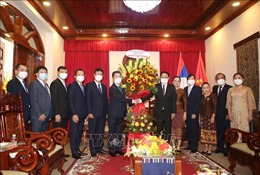 Lãnh đạo thành phố Đà Nẵng chúc Tết cổ truyền Bunpimay của Lào