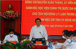 Đồng chí Nguyễn Xuân Thắng làm việc với Tỉnh ủy Nghệ An