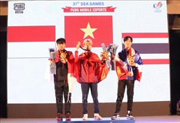 Phan Văn Đông giành Huy chương Vàng ở bộ môn PUBG Mobile