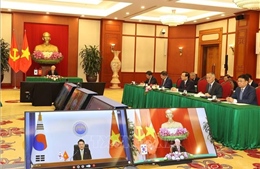 Tổng Bí thư Nguyễn Phú Trọng hội đàm trực tuyến với Tổng thống Hàn Quốc