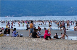 Đà Nẵng bảo đảm an toàn cho người dân và du khách vui chơi, tắm biển dịp hè
