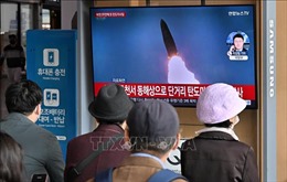 Vụ phóng của Triều Tiên: Hàn Quốc phóng 3 tên lửa không đối đất