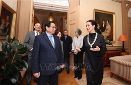 Thủ tướng Phạm Minh Chính gặp Thị trưởng thành phố Amsterdam, Hà Lan