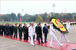 Lãnh đạo Đảng, Nhà nước vào Lăng viếng Chủ tịch Hồ Chí Minh nhân dịp Tết Nguyên đán 