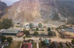 Hòa Bình: Tạm dừng việc nổ mìn khai thác mỏ ảnh hưởng đến người dân