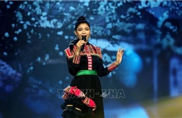 Ngày Quốc tế Phụ nữ: Nữ ca sỹ dân tộc Thái tài năng