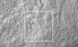 NASA công bố các bức ảnh có thể là mảnh vỡ của tàu đổ bộ Mặt Trăng Hakuto-R
