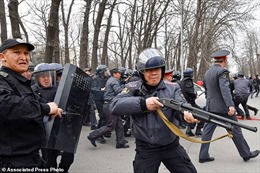 Kyrgyzstan bắt giữ 30 nghi can &#39;âm mưu đảo chính&#39;