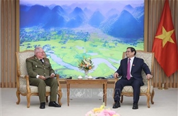 Thủ tướng Phạm Minh Chính tiếp Bộ trưởng Bộ các Lực lượng vũ trang cách mạng Cuba