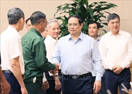 Thủ tướng gặp mặt người có công tiêu biểu tỉnh Nam Định