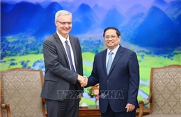Thủ tướng Phạm Minh Chính tiếp Đại sứ Pháp tại Việt Nam Nicolas Warnery