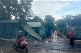 Khẩn trương khắc phục thiệt hại do mưa to, giông sét ở Bình Thuận