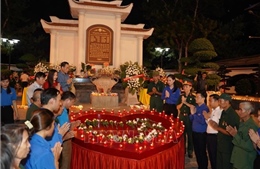 Thắp nến tri ân các Anh hùng liệt sĩ tại Ngã ba Đồng Lộc
