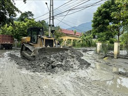 Khẩn trương khắc phục sự cố vỡ cống xả tràn hồ chứa bùn ở Lào Cai