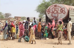 Liên hợp quốc kêu gọi 1 tỷ USD hỗ trợ người dân di tản khỏi Sudan