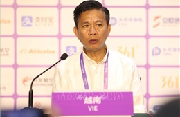 HLV Hoàng Anh Tuấn thừa nhận các học trò cần thi đấu tập trung hơn