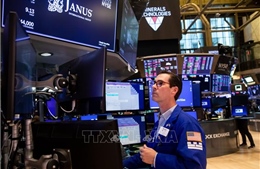 Chứng khoán Mỹ: Chỉ số Dow Jones chấm dứt chuỗi ba tuần giảm điểm liên tiếp