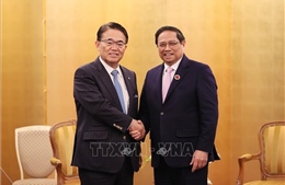 Thủ tướng Phạm Minh Chính tiếp thống đốc 5 tỉnh của Nhật Bản
