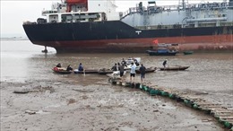 Ba người tử vong do bị ngạt khí trong khoang máy tàu chở gỗ dăm ở Quảng Ninh