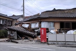 Những hình ảnh mới nhất về trận động đất độ lớn 7,6 tại Nhật Bản