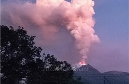 Núi lửa Lewotobi của Indonesia phun trào liên tiếp