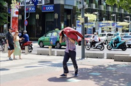 TP Hồ Chí Minh: Nắng nóng gay gắt sau Tết