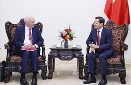 Phó Thủ tướng Lê Minh Khái tiếp Giám đốc Chương trình Việt Nam tại Đại học Harvard