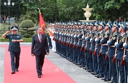 Chủ tịch nước Tô Lâm thăm và làm việc tại Quân chủng Phòng không - Không quân