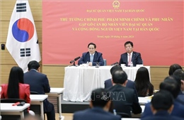 Thủ tướng gặp cộng đồng người Việt Nam tại Hàn Quốc 