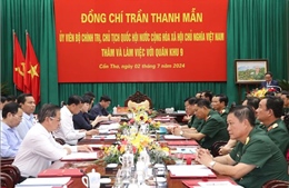 Chủ tịch Quốc hội Trần Thanh Mẫn làm việc với Đảng ủy - Bộ Tư lệnh Quân khu 9
