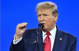 Cựu Tổng thống Donald Trump xuất hiện trước công chúng sau vụ ám sát hụt