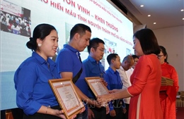 Đà Nẵng tôn vinh hơn 300 tập thể, cá nhân, gia đình hiến máu tình nguyện