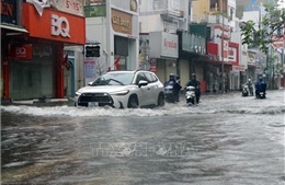 Mưa lớn gây nhiều thiệt hại tại các địa phương khu vực miền Trung